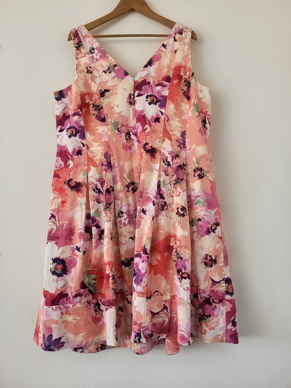 Lauren Ralph Lauren Peach and Purple Floral V-Neck Summer Dress